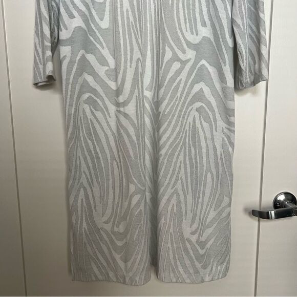 Chico's Womens Size 3 Long Open Cardigan Tunic Gray Silver Metallic 3/4 Sleeve - Picture 8 of 14